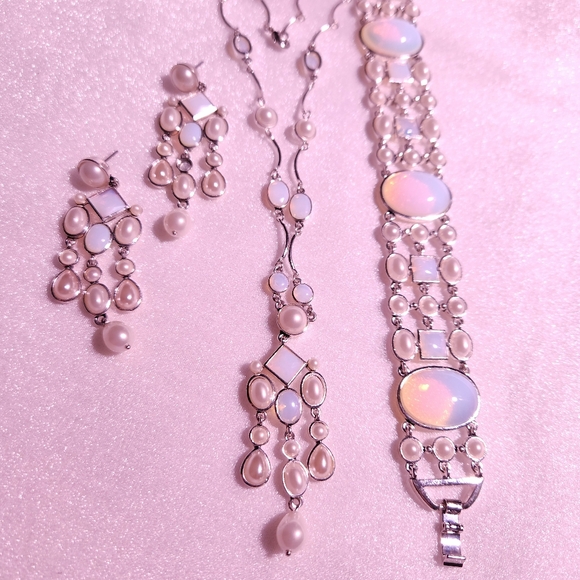 Monet (YSL ERA) 🌛Moonglow🌛/ Opalite Cabachons (○°☆RARE SET☆°○) - Picture 1 of 1